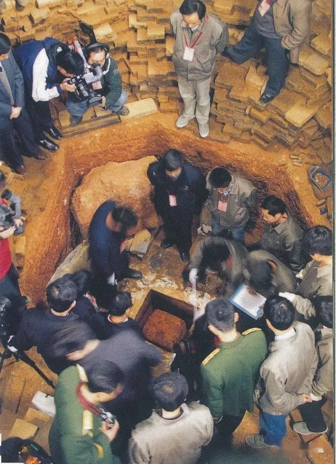 倒塌隐藏千年的秘密浮出水面比传说更吸引人