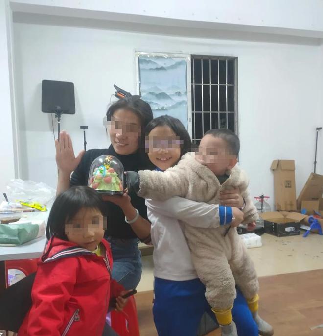 后续：家庭背景曝光哥嫌她无理取闹回应麻将胡了2试玩模拟器福建4娃妈拒补票(图16)